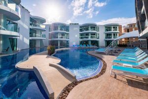 Absolute Twin Sands Pool