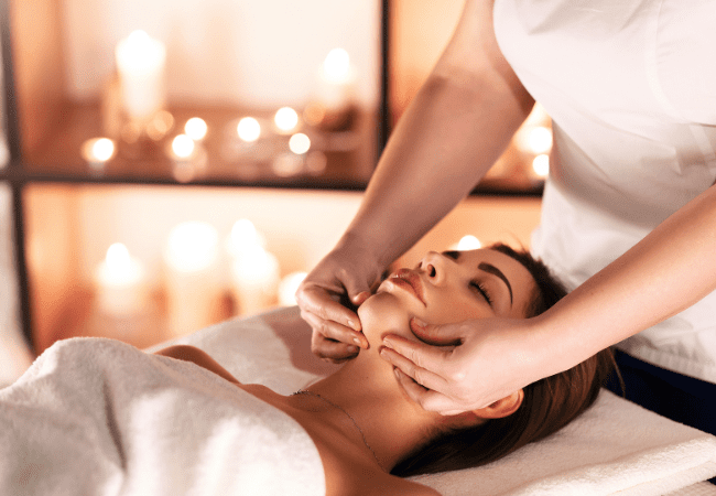 Facial Massage at day spa