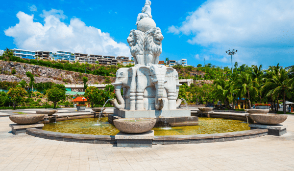 Small water fountain at the front of Vinpearl Amusement Park