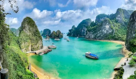 Ha Long Bay - Vietnam